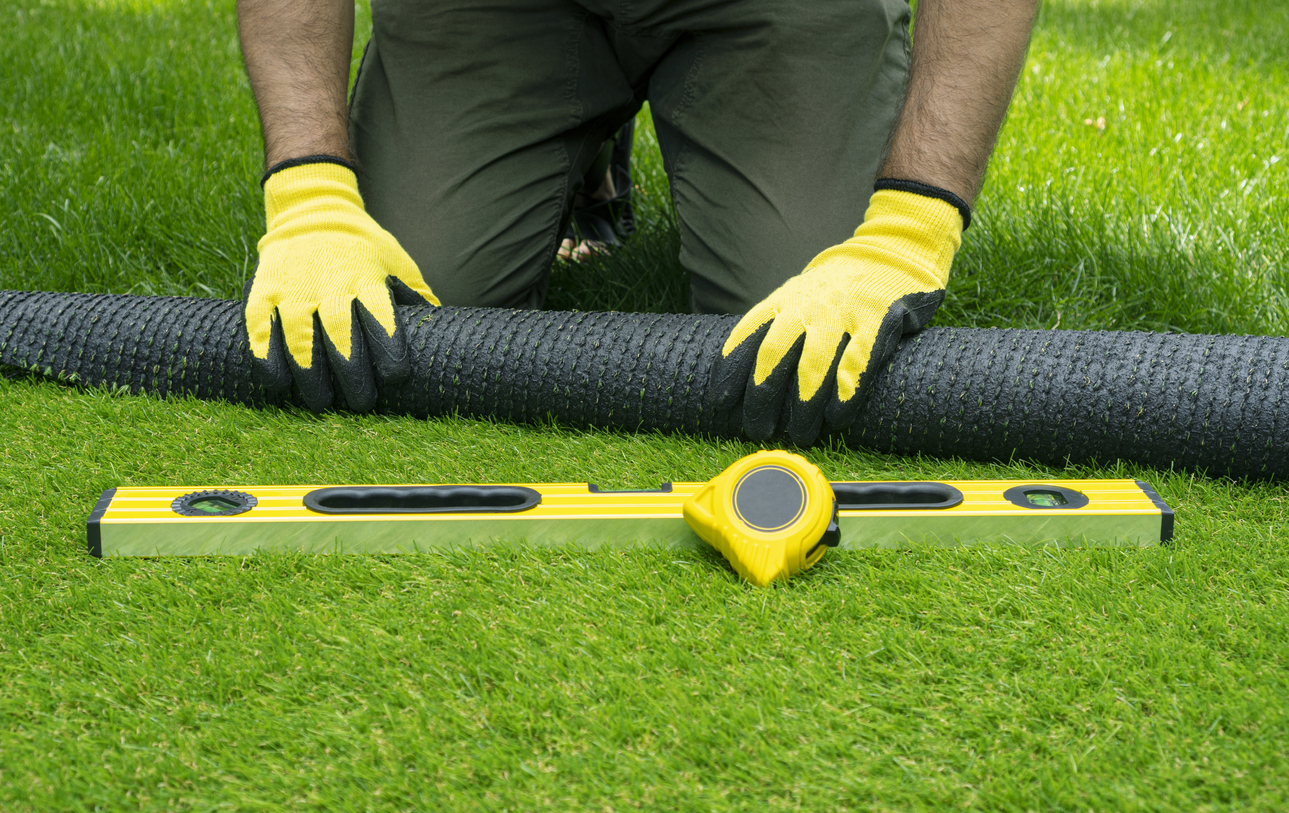 How Artificial Turf Installation Impacts the Environment