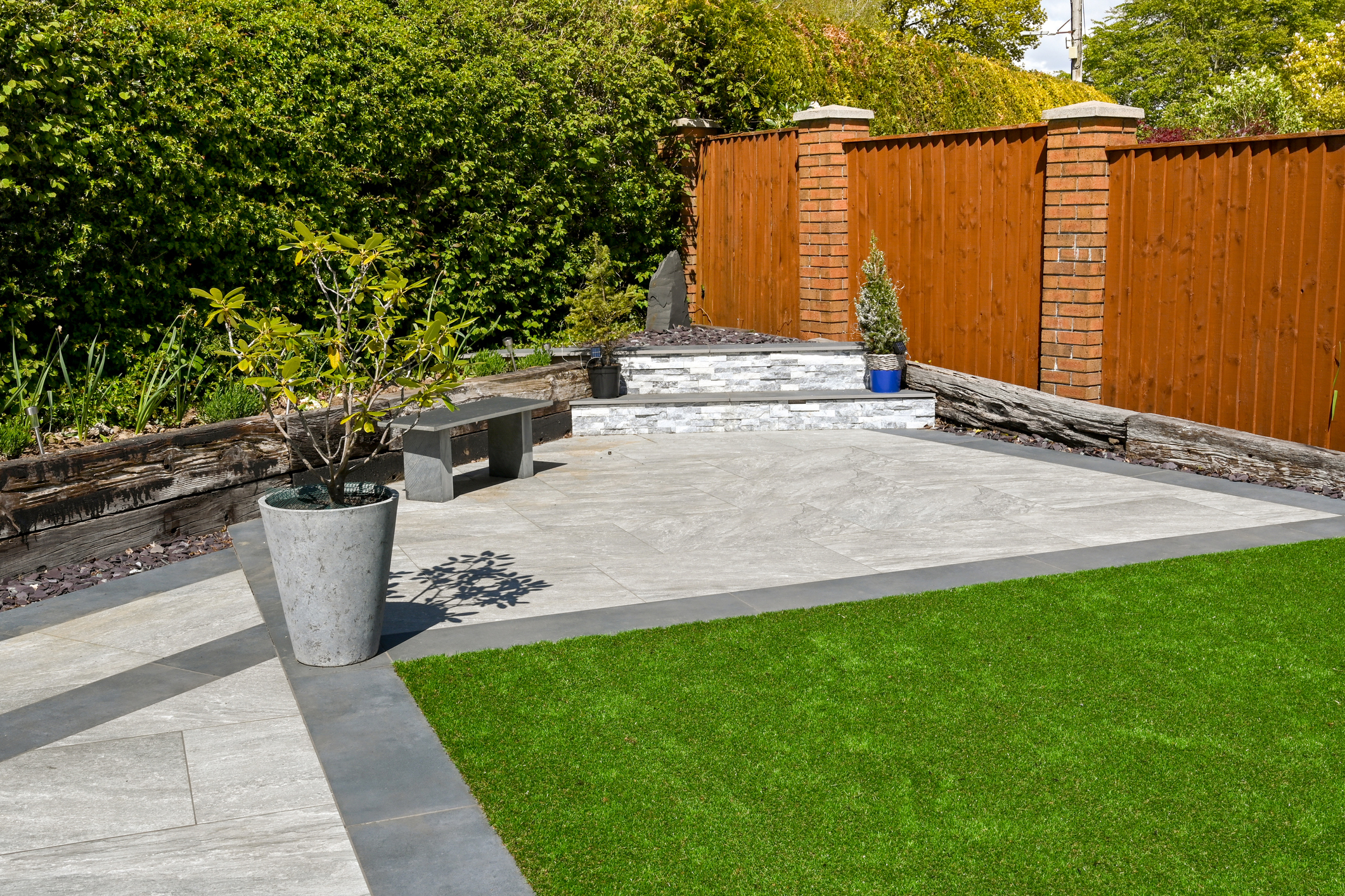 the-role-of-synthetic-grass-in-sustainable-landscaping-2.jpg