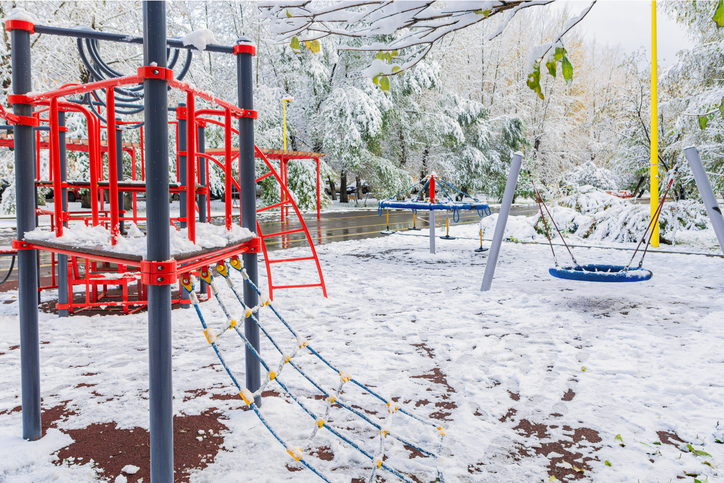 Why Rubber Playground Flooring Tiles Outperform Mulch in Calgary’s Winter 3