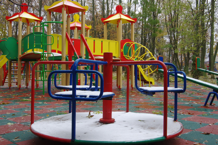 Why Rubber Playground Flooring Tiles Outperform Mulch in Calgary’s Winter 5