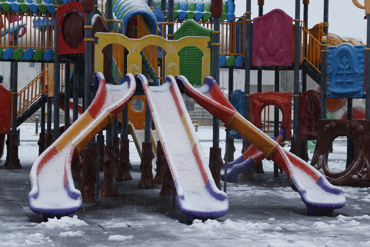 Why Rubber Playground Flooring Tiles Outperform Mulch in Calgary’s Winter