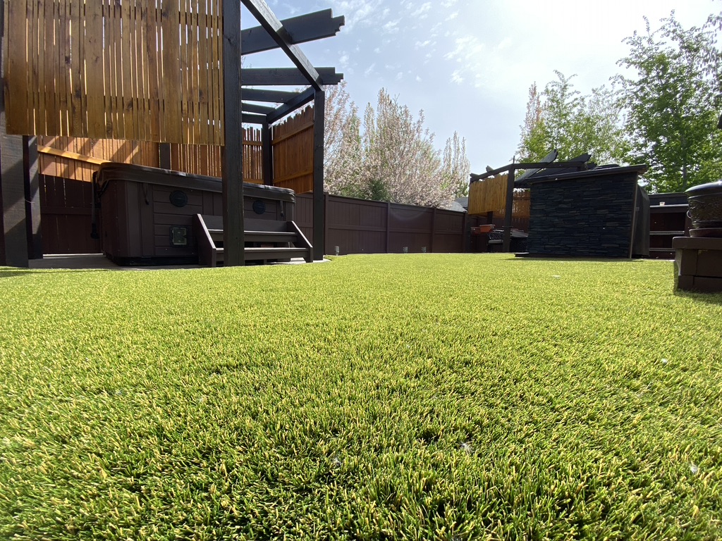 Why We Pride Ourselves on North American Made Artificial Grass Products 2